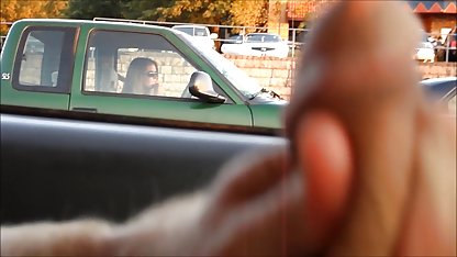 ساحل گرفتار سکس زن خوشگل عربی شد در طول تصویری